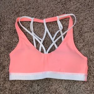 NWOT under armor sports bra
